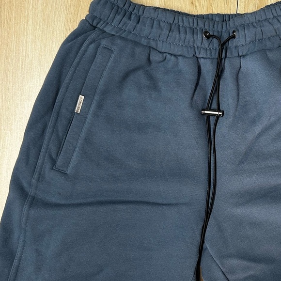 Zephyr Collection Short - Picture 4 of 4